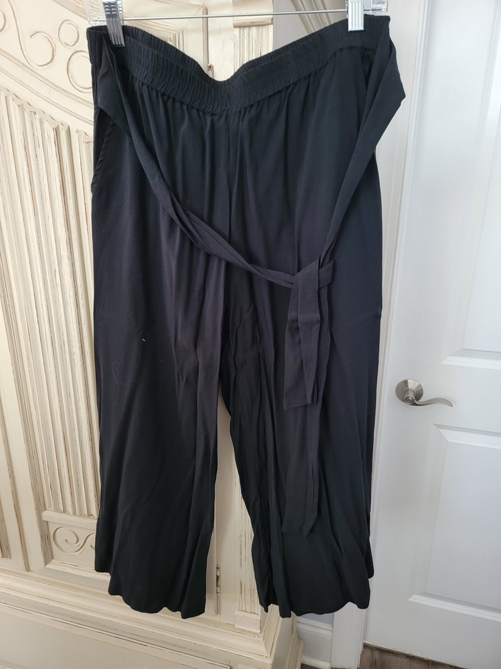 Black Wide-Leg Tie-Waist Jumpsuit Pants